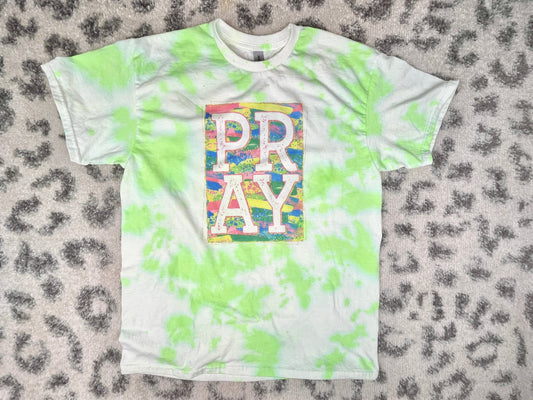 Pray green dyed